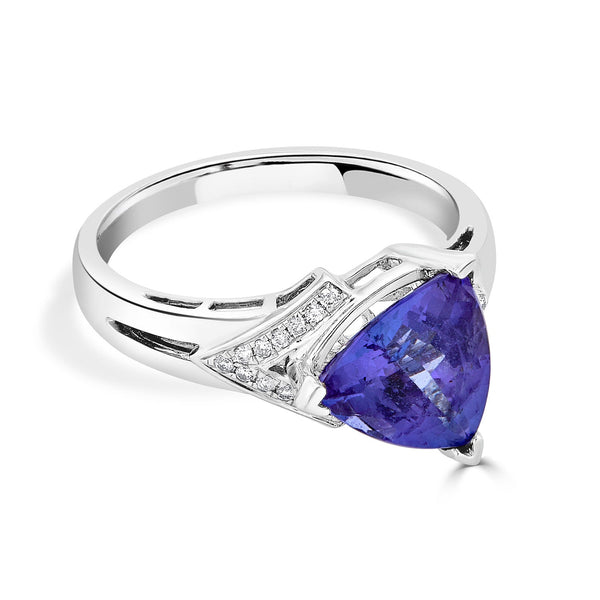 2.78Ct Tanzanite Ring With 0.07Tct Diamonds Set In 14Kt White Gold