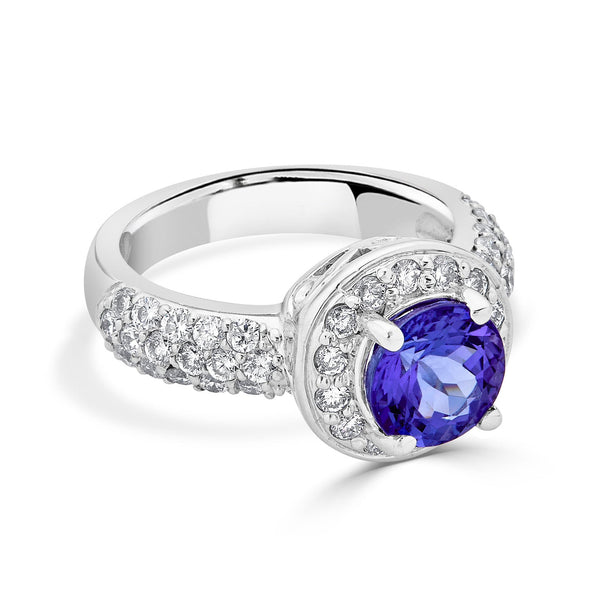 2.04Ct Tanzanite Ring With 1Tct Diamonds Set In 14Kt White Gold