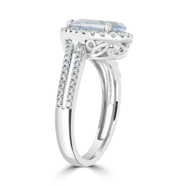 1.6ct Aquamarine Ring with 0.4ct Diamonds set in 14K White Gold