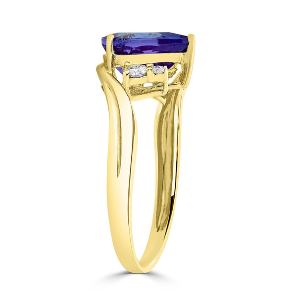 2.01Ct Tanzanite Ring With 0.13Tct Diamonds Set In 14Kt Yellow Gold