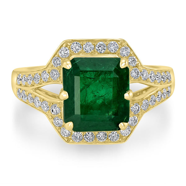 3.13ct Emerald Ring with 0.49tct Diamonds set in 14K Yellow Gold