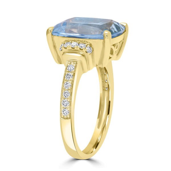 5.39ct  Aquamarine Rings with 0.25tct Diamond set in 14K Yellow Gold