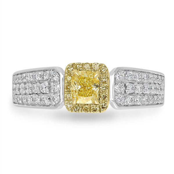 0.3ct Diamond Rings with 0.52tct Diamond set in 18K White Gold