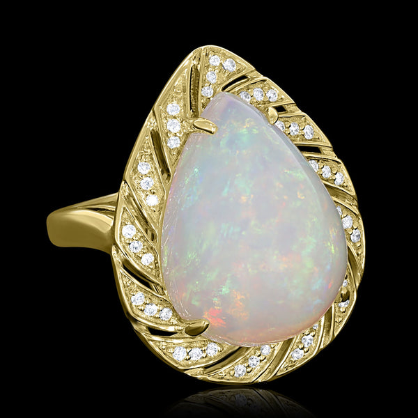 10.88ct Opal Ring with 0.17tct Diamonds set in 14K Yellow Gold