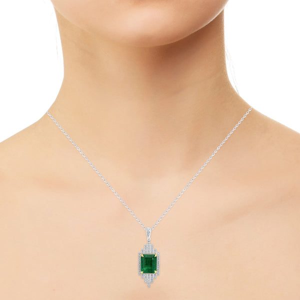 4.8ct Emerald Pendants with 0.27tct Diamond set in 18K Two Tone Gold
